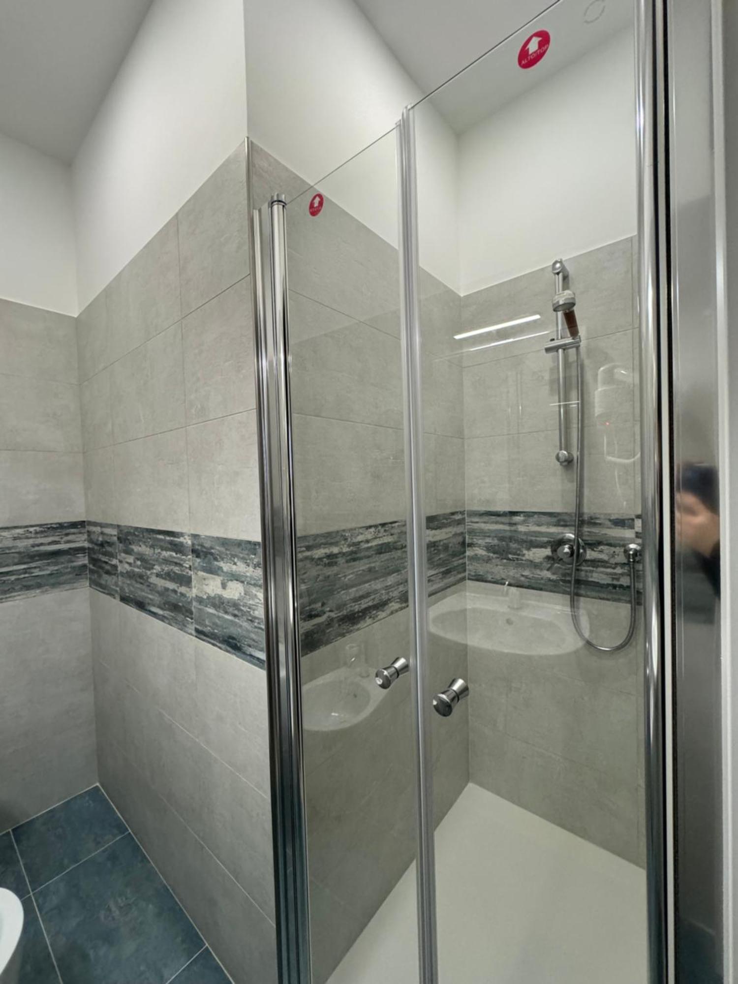 Costantino Rooms Rome Buitenkant foto